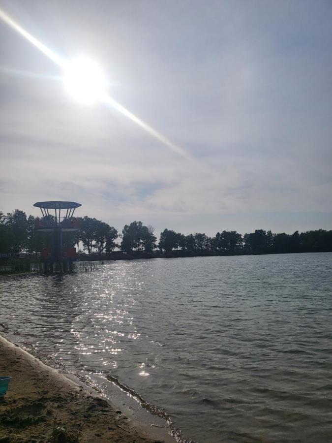 Finnhuette Strandbad Adria Dessau-Rosslau 외부 사진